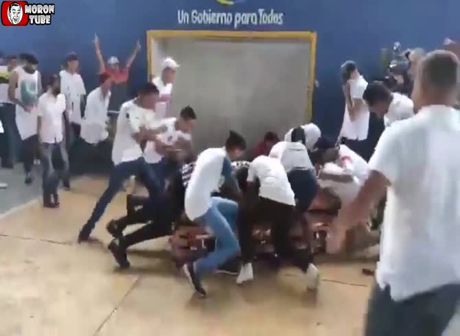 Video :Young folks will score a goal for their departed friend (Mexico) one more time